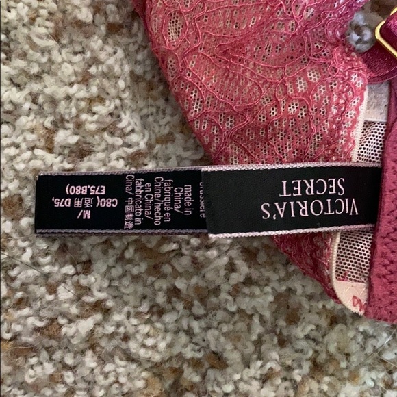 Victoria Secrets Bralette - Picture 3 of 3